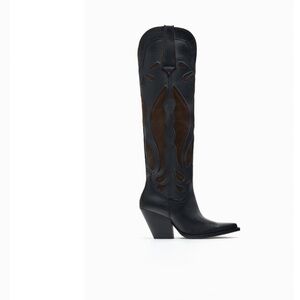 Knee High Mixed Suede Boots - worn once - 6 1/2 🖤🤎